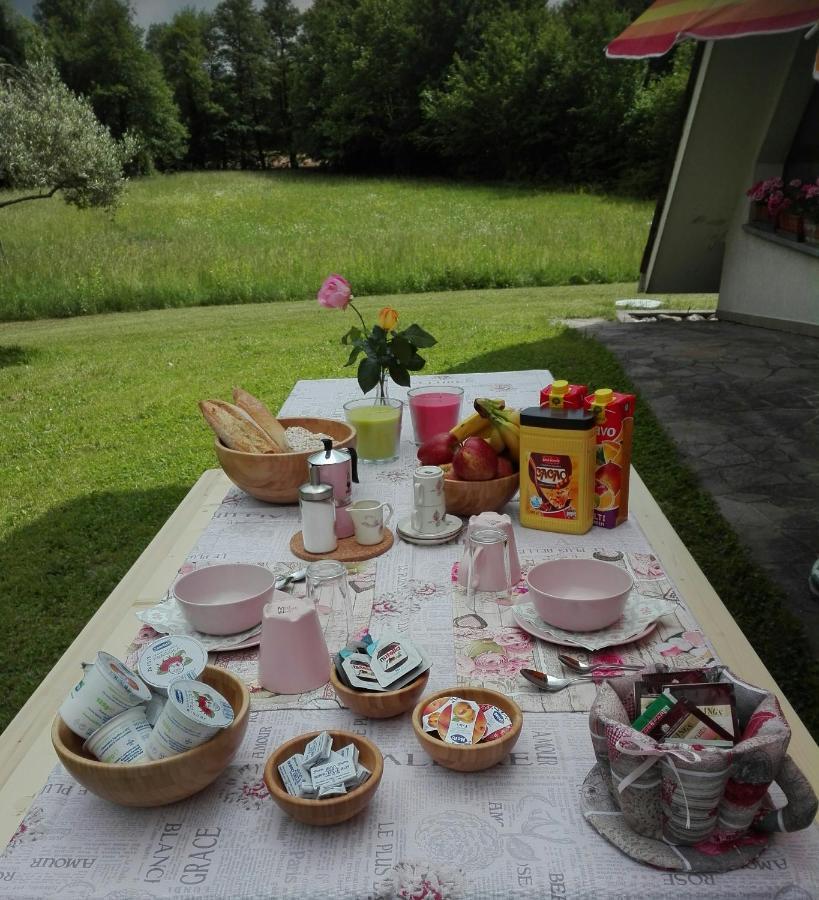Bed and Breakfast La Vie En Rose Buia Экстерьер фото