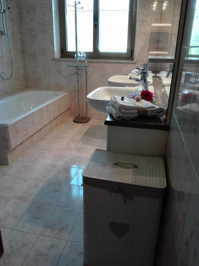 Bed and Breakfast La Vie En Rose Buia Экстерьер фото
