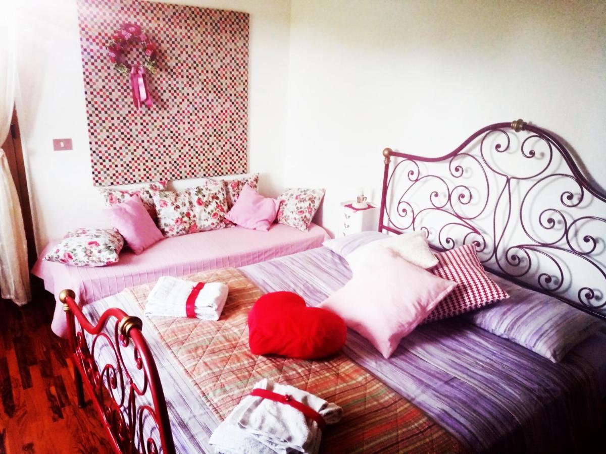 Bed and Breakfast La Vie En Rose Buia Экстерьер фото